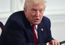 Trump confirma que tuvo una conversación telefónica con Maduro