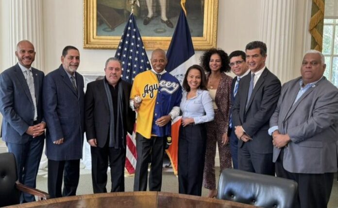 TITANES DEL CARIBE FELIXCABRERA ELIGIO JAQUEZY OTROS