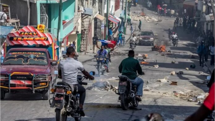 Haiti-calle-centrica