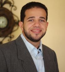 JOSE-DE-JESUS-VEGA.-EL-AUTOR-es-Ingeniero-Electromecánico.-Reside-en-Santiago.