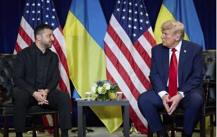 Volodimir-Zelenski-y-Donald-Trump-reunidos-en-Nueva-York-este-23-de-septiembre-2025