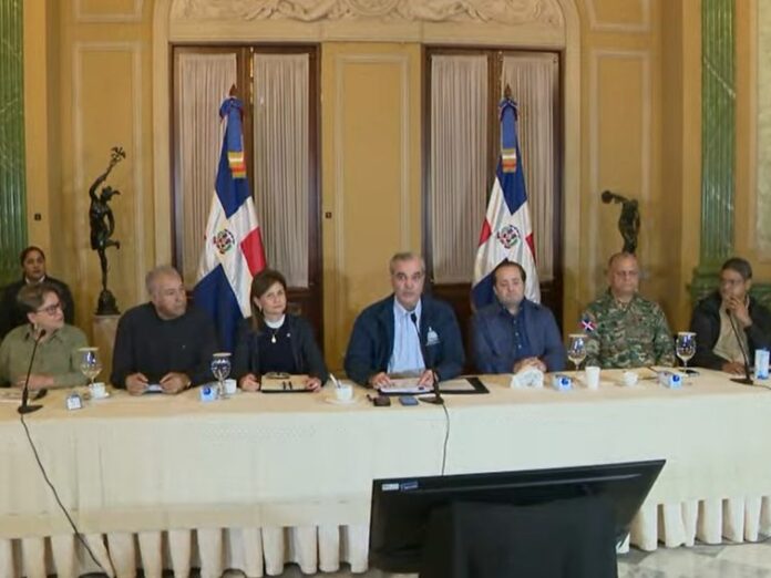 Rueda-de-prensa-e1761345025517