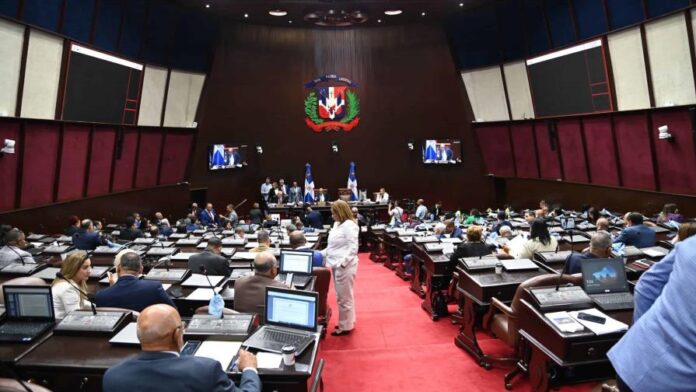 los-diputados-autorizan-el-acuerdo-de-cielos-abiertos--focus-0-0-896-504