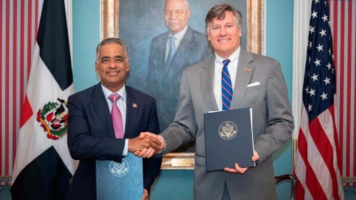 ee-uu-y-rd-firman-memorando-de-cooperacion-en-energia-nuclear-civil-cc3f6e3b-focus-0-0-896-504