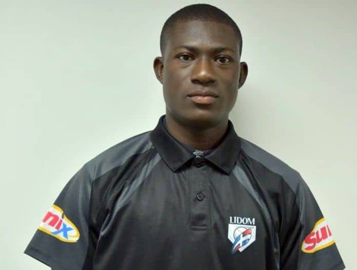 felix-neon-otro-arbitro-dominicano-cerca-de-la-mlb-4f713d23