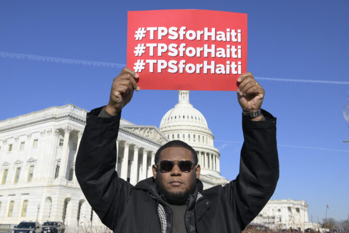 Estados Unidos extiende el TPS para Haití por dos semanas más