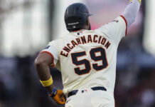 Dominicano Jerar Encarnación sobresale en el béisbol de Japón