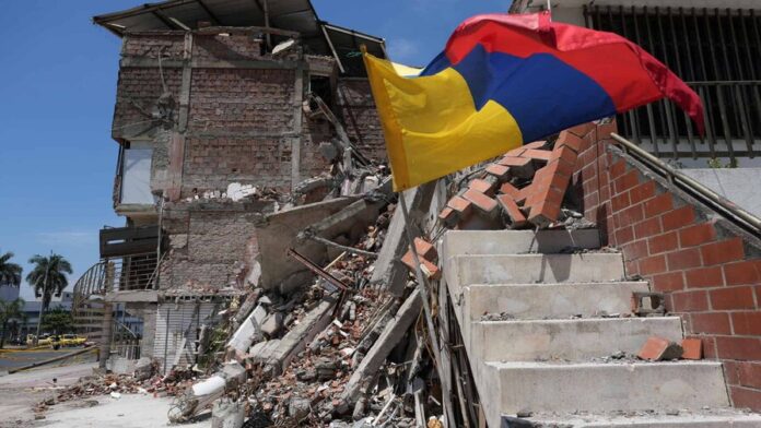 colombia-cali-bandera-escombros-efe-8560c858b9fd22016fe3a94b811883322022de08w-d8373890-focus-0-0-896-504