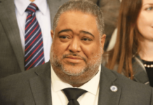 EU: Legislador origen RD se declara no culpable de fraude