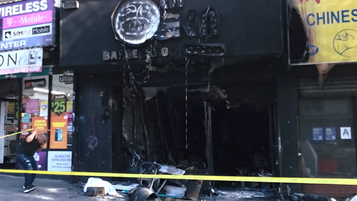 heridos-en-incendio-barberia-bronx-por-bateria-de-iones-de-litio-e1662fa0-focus-0-0-896-504