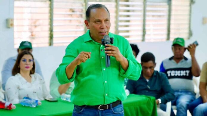 reforma-fiscal-prm-aumenta-carga-economica-sobre-la-poblacion-a8281425-focus-0-0-896-504