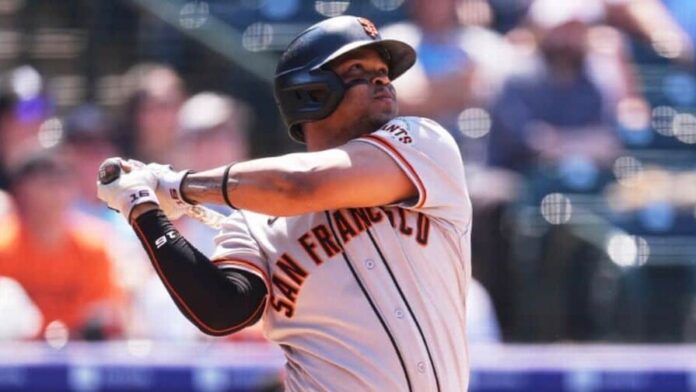 devers-pega-el-29-pero-hector-rodriguez-la-saca-dos-veces-9fb96df7-focus-min0.16-0.63-896-504