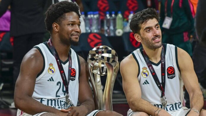 el-real-madrid-y-andres-feliz-ganan-la-supercopa-7c7c5526-focus-min0.28-0.58-896-504