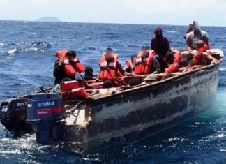 Prisión de Bahamas está desbordada por aumento de llegada de inmigrantes, incluidos haitianos