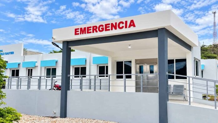 hospital-de-las-salinas-mantiene-carencias-pese-a-remozamiento-9da0b099-focus-0-0-896-504