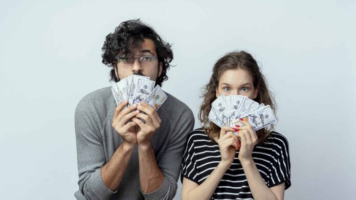 las-5-personalidades-financieras-de-una-pareja-4b47d1b4-focus-min0.01-0.23-896-504