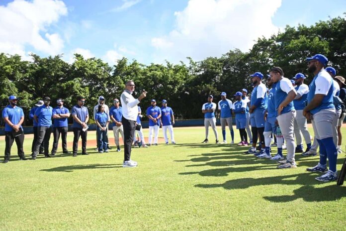 licey-en-sus-entrenamientos-mejorar-pitcheo-y-bateo-situacional-88417aa8
