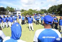 Luis Gil integra entrenamientos del Licey con miras beisbol RD
