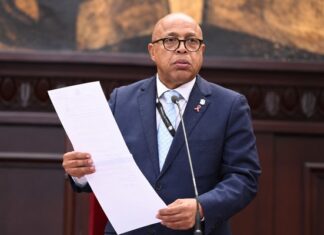 Alfredo Pacheco da plazo al PRM para sustituir a Jorge Frías