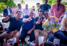 BANI: Embajadora USA comparte con Gonzalo, Arnaud, Omar y Alofoke