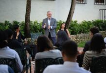 Senador SD critica distribución de la riqueza en R. Dominicana